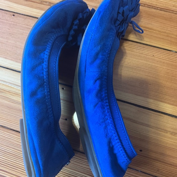 Blue Suede Women’s Ballet Flats - Picture 3 of 9